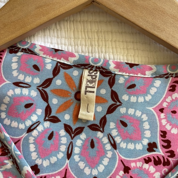 Spell and the Gypsy Pandora Top 🩵 - Picture 5 of 6